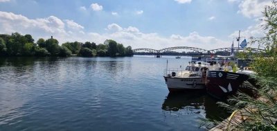 Panorama Wasserlage - möblierte 4 Zimmer Wohnung