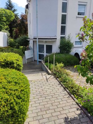Exklusive, gepflegte 3,5-Zimmer-Maisonette-Wohnung mit Balkon und EBK  *ohne Makler*