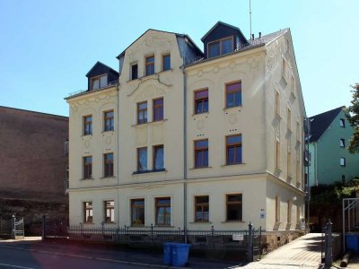 Bezugsfertige, helle 2-Raumwohnung mit EBK in Kirchberg! Denkmalschutz!