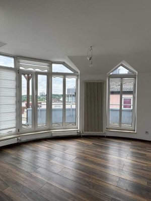 Stilvolle 2-Zimmer-Wohnung mit Balkon und EBK in Lüdenscheid