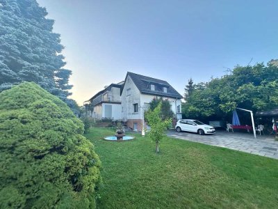 Oberursel-Eichwäldchen! 3 MFH's und 1 EFH, mit Neubau- u. Erweiterungspotential!