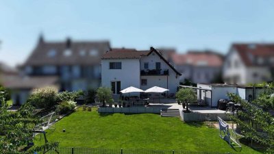 Einfamilienhaus mit großzügiger Grundstücksfläche mit Potenzial für einen  Anbau