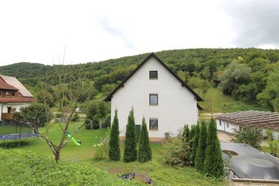 Ein-/Zweifamilienhaus in Pretzfeld