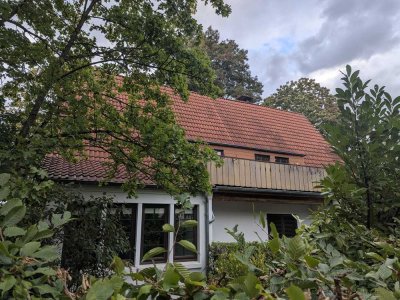Helle 4-Zimmer Dachgeschosswohnung mit Balkon in Achim