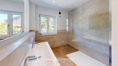 Highlight: 3-Zimmer mit Balkon & zwei Stellplätzen ++Decker Immobilien++