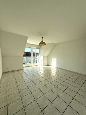 Charmante 3-ZKB-Maisonette mit Balkon und Einbauküche in Kissing – Ihr neues Zuhause wartet!