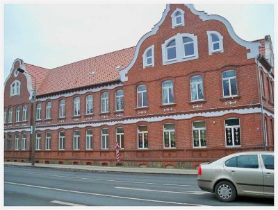 Großzügige, frisch sanierte 4-Raum-Wohnung in historischem Fabrikantenhaus in Herzberg (Elster)