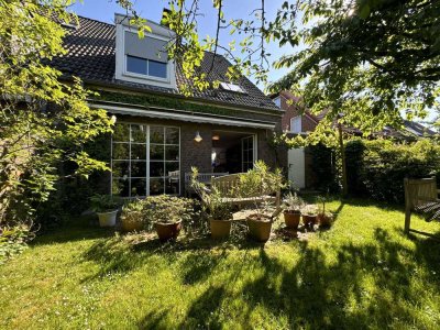 Gartenidylle mit Kamin in TOP Lage von Huckingen - Gemütliche Doppelhaushälfte