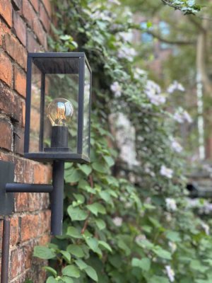 Schicker Altbau mit Garten - sehr zentral gelegen