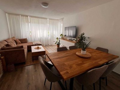 Vollständig renovierte 3-Raum-Wohnung mit Balkon und Einbauküche in Gärtringen