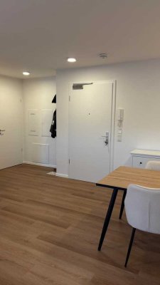 Vollmöbilierte, stilvolle 2-Zimmer-Wohnung in Regensburg zu vermieten