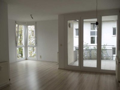 Helle, zentralgelegene 2-Zimmer-Wohnung