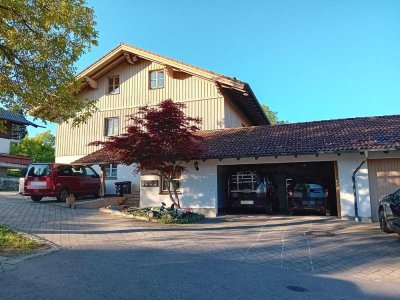 EG-Wohnung in EFH-Größe mit gr. Terrasse und gr. eigenem Garten