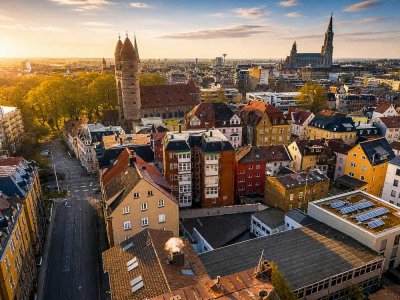 Stilvolle Altbauperle in Ulmer Bestlage – denkmalgeschützte 4-Zimmer-Wohnung mit Wintergarten