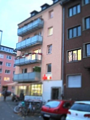 Gut geschnittene 3-4 Zimmer mit 2 Balkonen in Lindenthal / Aachener Weiher / Universität