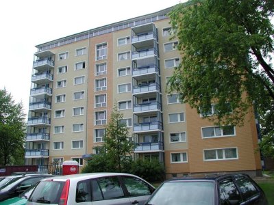 2-Zimmer-Wohnung in gepflegter Anlage mit großem Balkon
