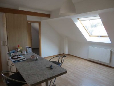Freundliche 3-Zimmer-DG-Wohnung in Gunzenhausen Erlenweg
