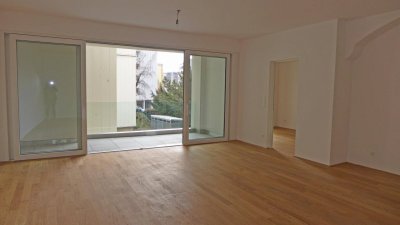 Schöne großzügige Wohnung mit Loggia, nahe dem Brucknerhaus