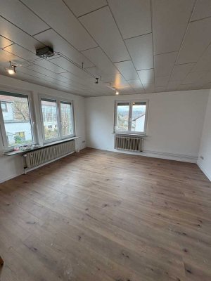 Schönes 7-Zimmer-Einfamilienhaus mit EBK in Kirchentellinsfurt