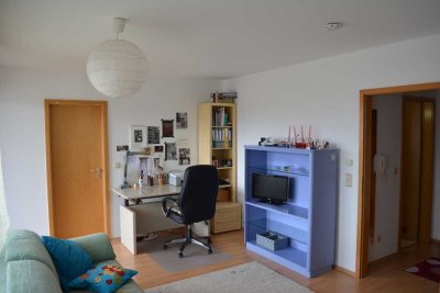 Helle 1-Zi-Whg. PF-Süd, Balkon mit Blick über PF, Nähe Hochschulen