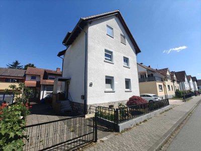 Einfamilienhaus mit 3 separaten Etagen in Bensheim – Ideal für Familien oder Kapitalanleger!