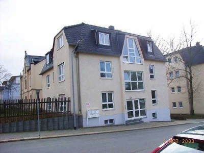 2-Raum-Erdgeschosswohnung mit Loggia und EBK