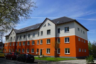 NEU - Ein Nest im Grünen und das mitten in der Stadt - Hochwertigen Neubau  mit eigenem Garten