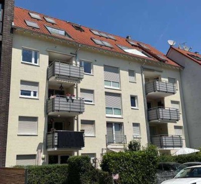 Helle 3 Zimmerwohnung in S-Feuerbach mit Balkon