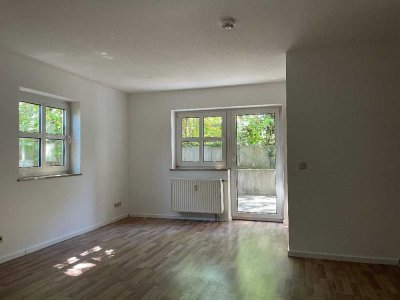 Mein kleines, eigenes Reich! 2 Zimmer-Wohnung mit Kochnische und Terrasse