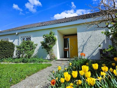 Traumhaft und ruhig gelegenes Architektenhaus mit Einliegerwohnung und schönem Garten