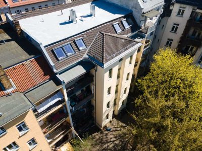 Kapitalanlage in Leipzig - 4-Zimmer-Wohnung mit Balkon in Altbau