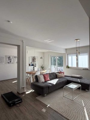 Großzügige offene 3 Zimmer Stadtwohnung