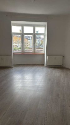 Renovierte 3-Zimmer-Wohnung im 3. OG in Düsseldorf-Oberbilk