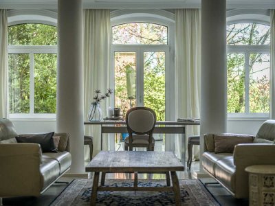 NEU *Paul & Partner* TRAUMWOHNUNG IN PRACHTVOLLER ALTBAUVILLA MIT GARTEN IM AUKAMM !