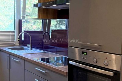 Moderne, bezugsfreie 3-Zimmer-Wohnung mit EBK, Parkettboden + SW-Loggia in zentraler, ruhiger Lage