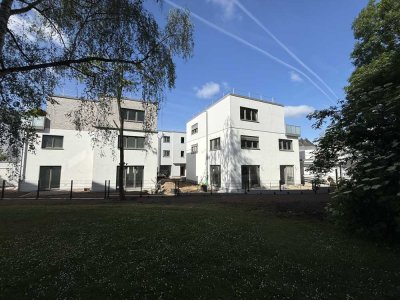 Ihr neues Zuhause: Freistehendes Haus mit Doppelgarage