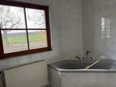 3 Zimmer Wohnung mit Terrasse und Garage in Bissersheim