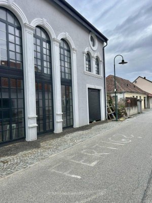 LUXUSVILLA ERSTBEZUG Großriedenthal bei Tulln/ Belagsfertig