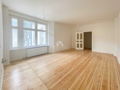 SANIERT MIT WOHNKÜCHE | BESTLAGE SAMARITERKIEZ |  SEITENFLÜGEL 4.OG | OHNE AUFZUG | PROVISIONSFREI |