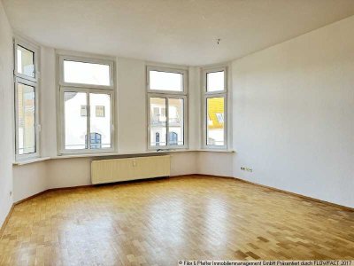 Helle, großzügige Wohnung in der Alten Neustadt mit Balkon und 2 Bädern zu vermieten!