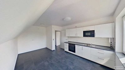 Erstbezug nach Sanierung: Moderne 4-Zimmer-Maisonettewohnung mit Einbauküche!