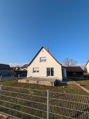Freistehendes Haus mit viel Potential