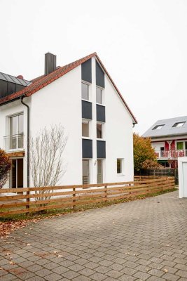 großzügige DHH in Friedberg - Rinnental  zu vermieten. Anzeige bitte ganz lesen!!!!!!!