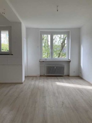 1-Zimmer-Wohnung in Essen Frohnhausen mit Wohnküche und Balkon
