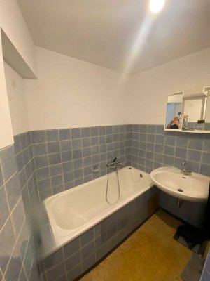 Singles aufgepasst! Elegante Wohnung, Stellplatz/Garage möglich.