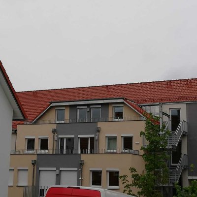 Wunderschöne 2-Zimmer-Terrassenwohnung mit EBK