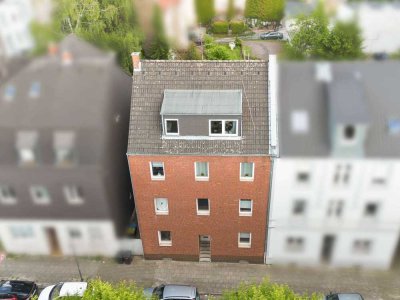 Gepflegtes Mehrfamilienhaus in zentraler Lage von Buer mit Mietsteigerungspotenzial