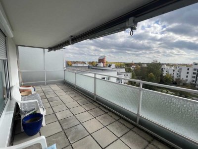 solide vermietete 2-Zimmer-Wohnung, hell und ruhig, Balkon und TG, München-Unterschleißheim