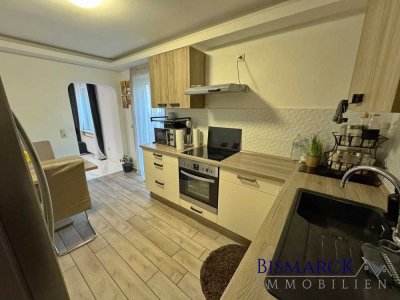 Gepflegte Wohnung mit großem Balkon direkt in der Stadt!