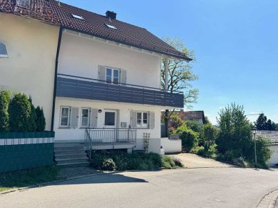 Großzügige Doppelhaushälfte in ländlichem Idyll
